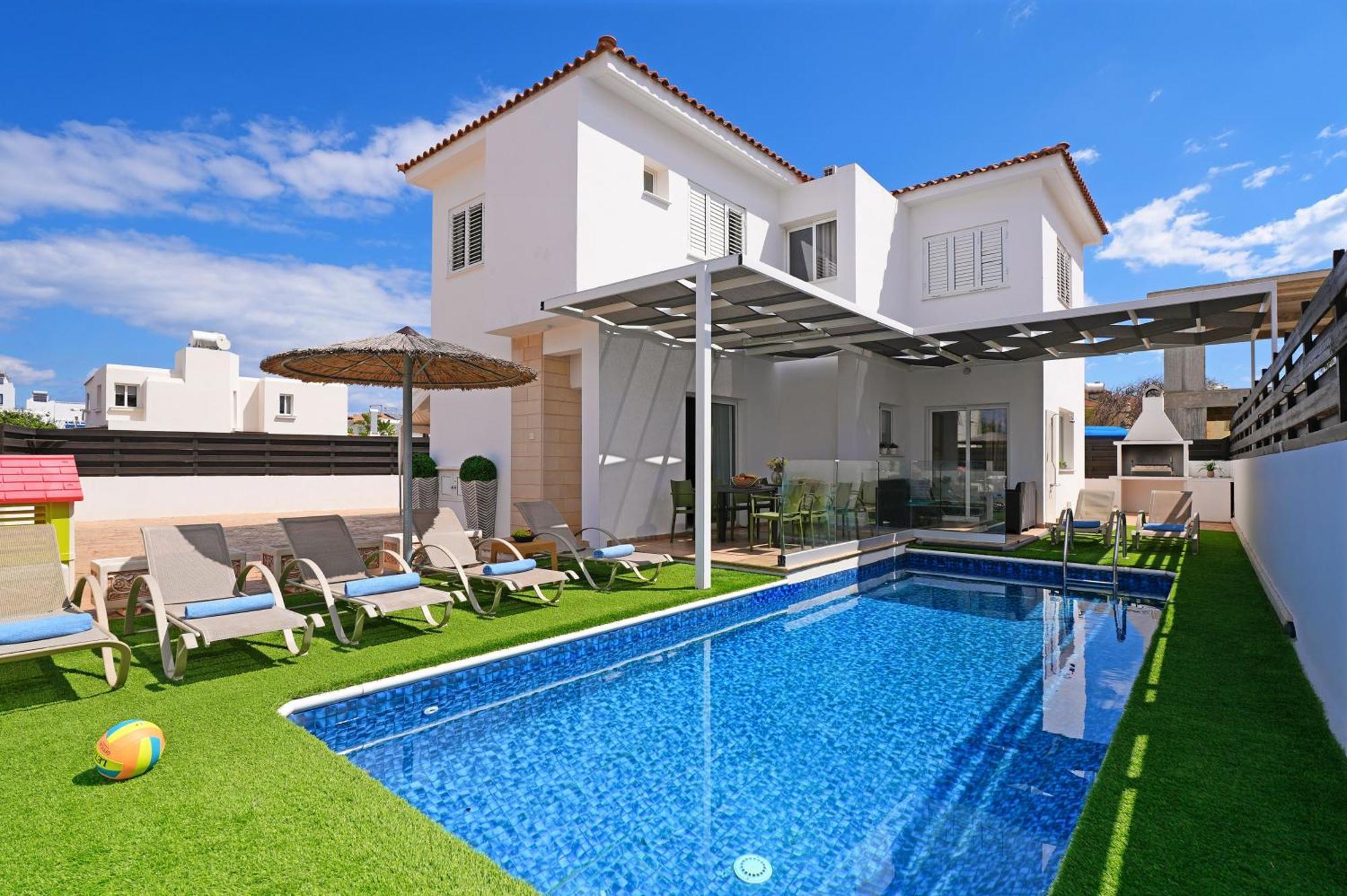 Villa White Star - 100M From Serena Beach Protarász Kültér fotó